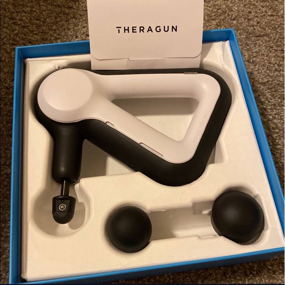 Theragun Liv
